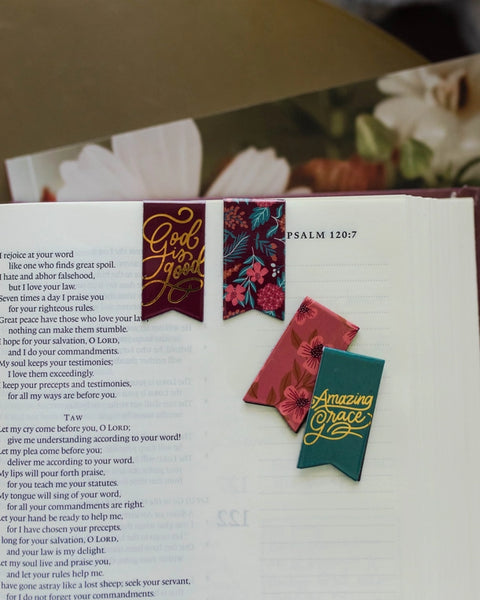 Burgundy Blooms Magnetic Bookmark Set- The Daily Grace Co