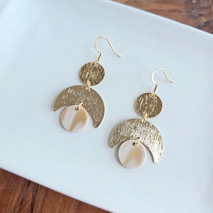 Eclipse Earrings- Golden Ivory